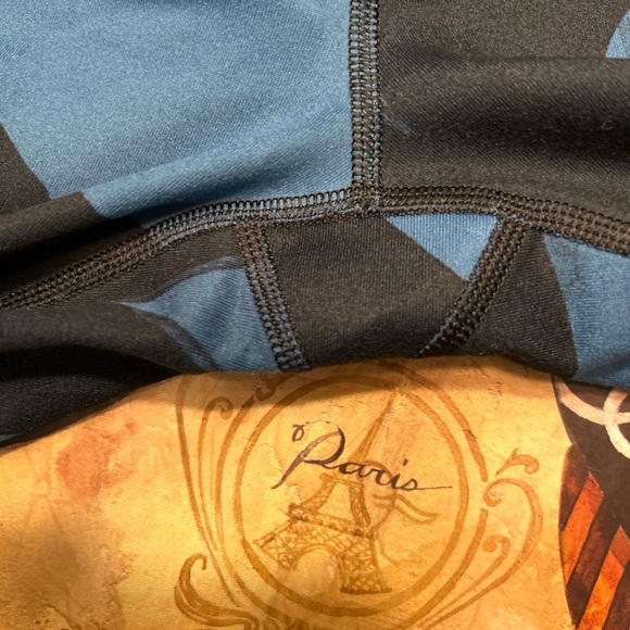 Lululemon Wunder Under Pants Size 4 - Picture 11 of 11